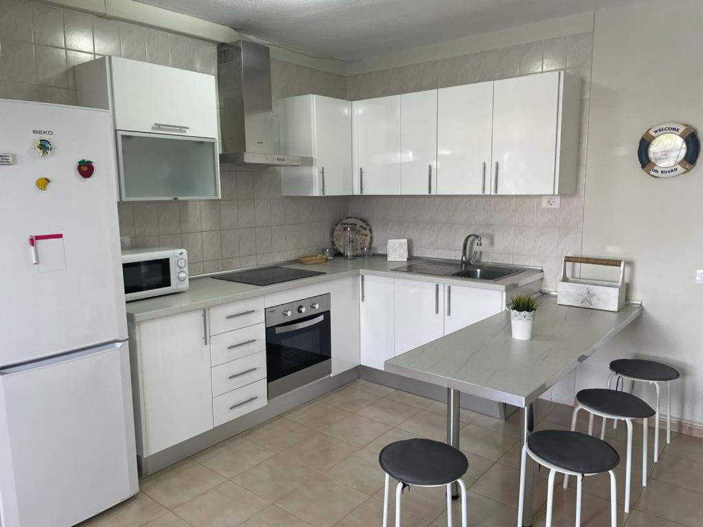 Апартаменти Apartamento Cerca De La Playa Acantilado de los Gigantes Екстер'єр фото